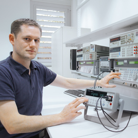 Calibration of electrical measuring equipment in the low frequency laboratory