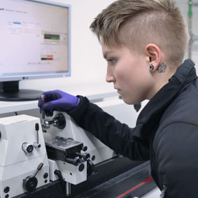 Dimensional measurand Calibration of outside micrometres in the dimensional laboratory