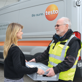 Company-owned pick-up and delivery service of Testo Industrial Services GmbH