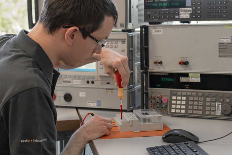 Calibration of energy and electricity meters