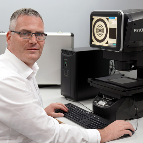 Calibration on the measuring microscope