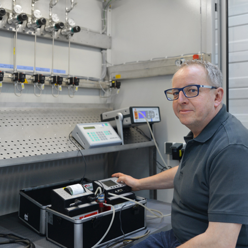 Calibration of flue gas measuring instruments Gas analysis
