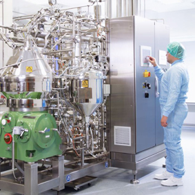 Carrying out a cleanroom qualification in aseptic production