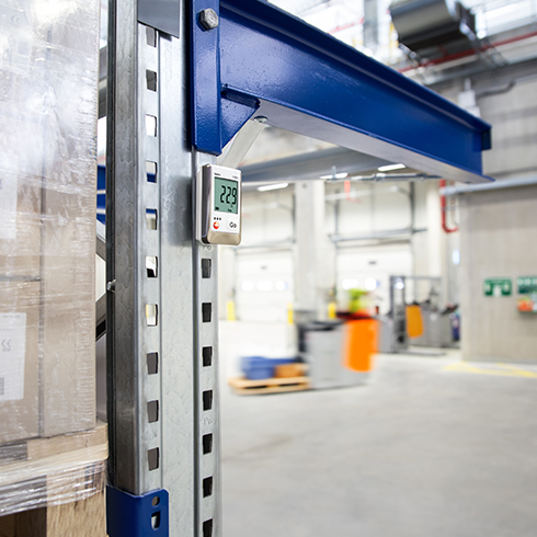 Sensor of a monitoring system in a warehouse