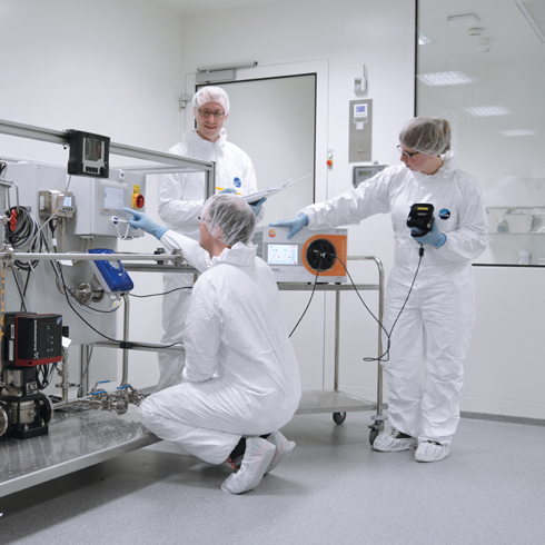GxP Services Team: Training facility for calibrations GxP Services Team: Training facility for calibrations